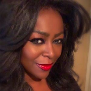 Meet your Posher, Tonya